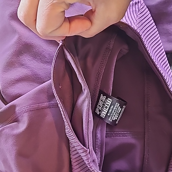 PINK by Victoria's Secret ultimate leggings size Medium in purple - Picture 4 of 5